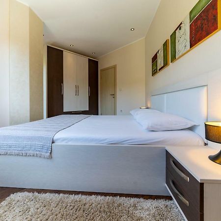 Apartments Crystall Budva Eksteriør billede