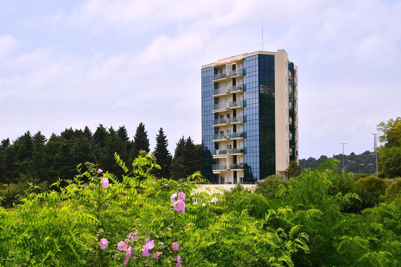 Apartments Crystall Budva Eksteriør billede