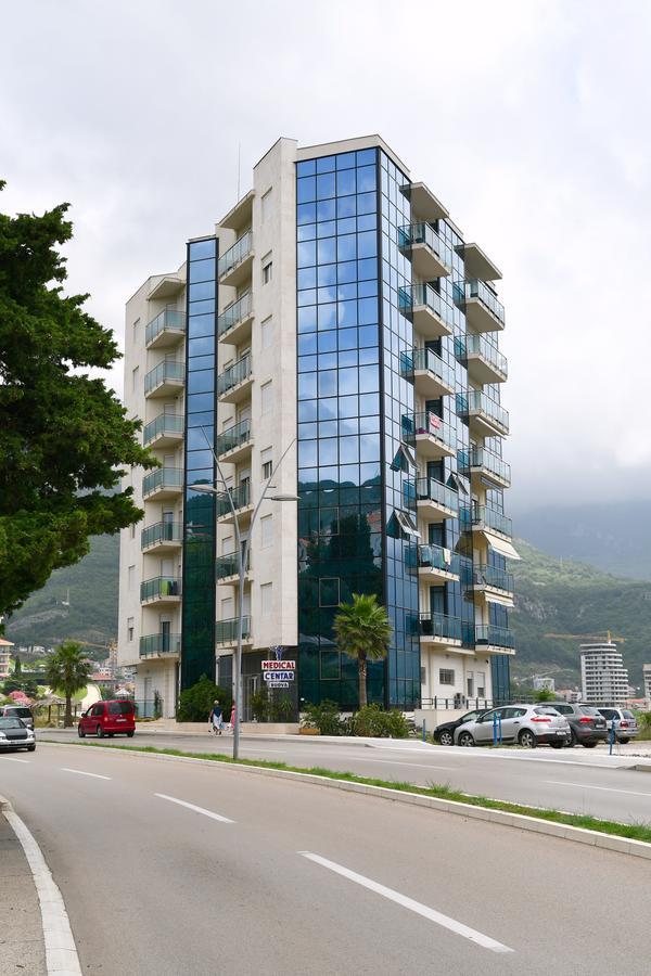 Apartments Crystall Budva Eksteriør billede