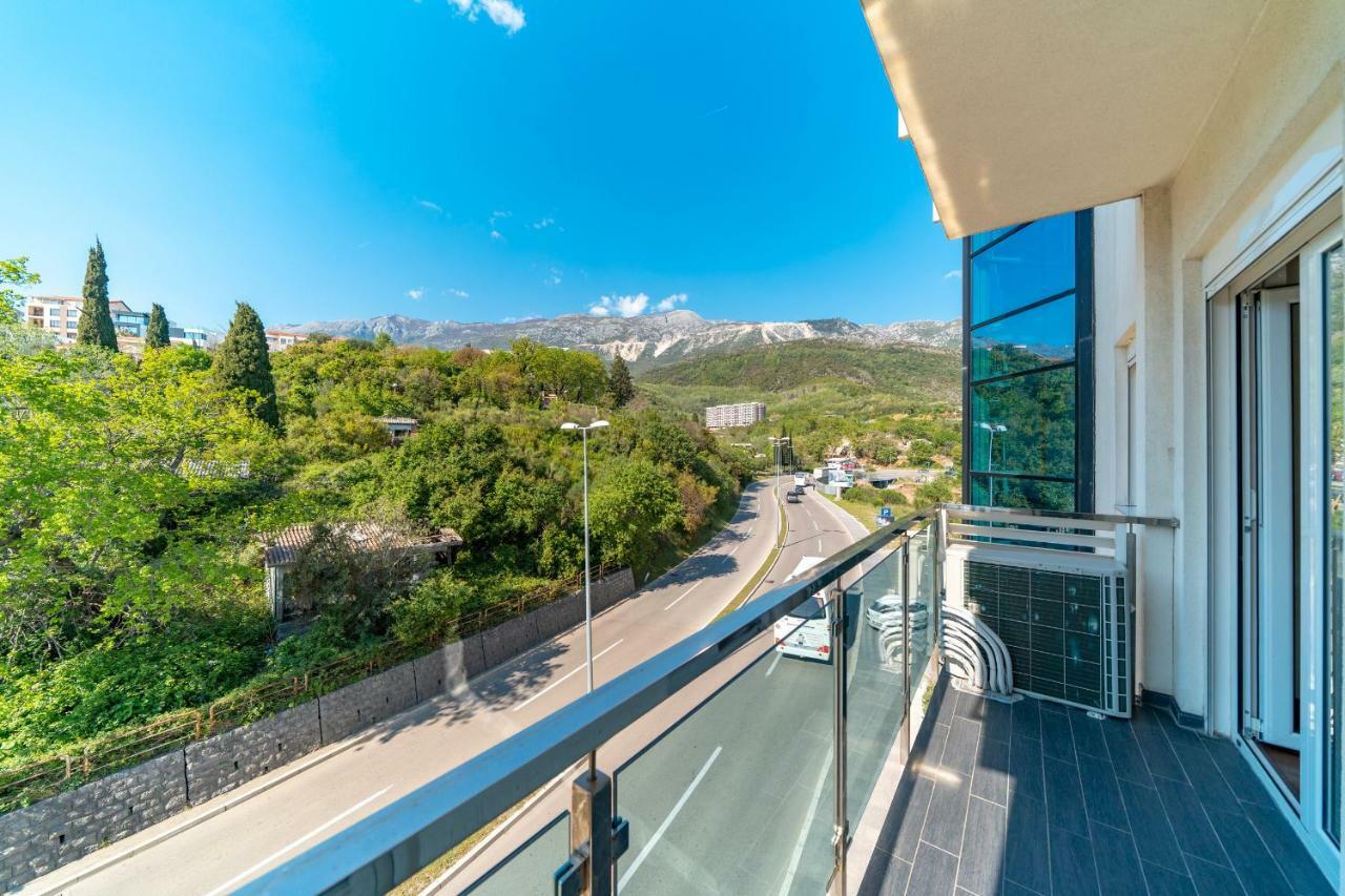 Apartments Crystall Budva Eksteriør billede