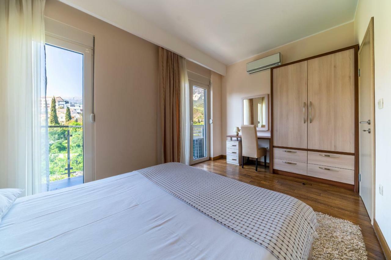 Apartments Crystall Budva Eksteriør billede