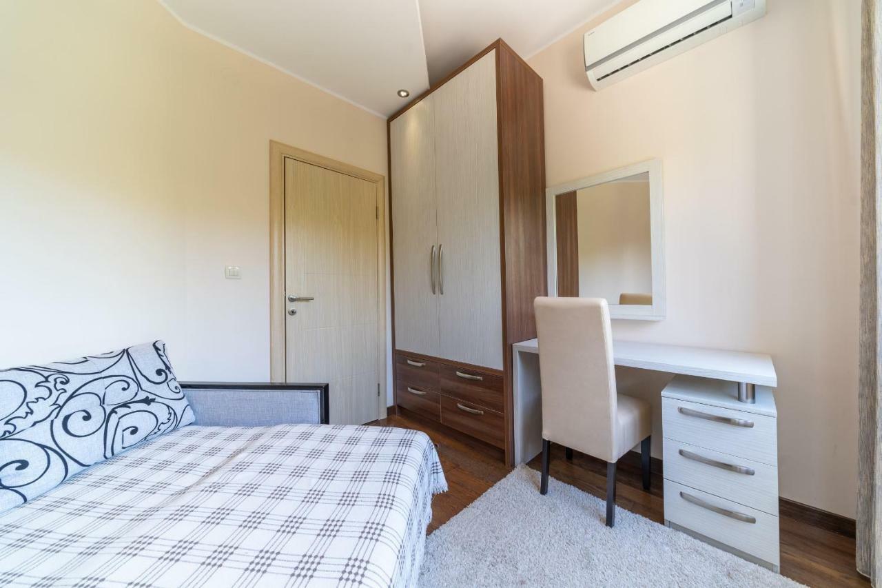 Apartments Crystall Budva Eksteriør billede