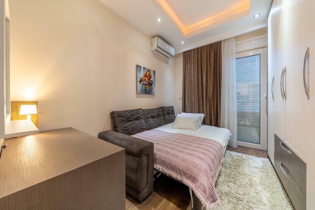 Apartments Crystall Budva Eksteriør billede