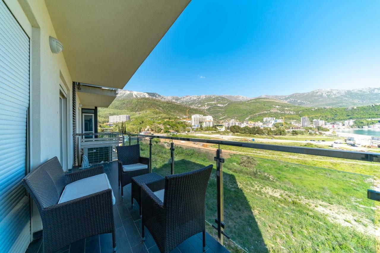 Apartments Crystall Budva Eksteriør billede