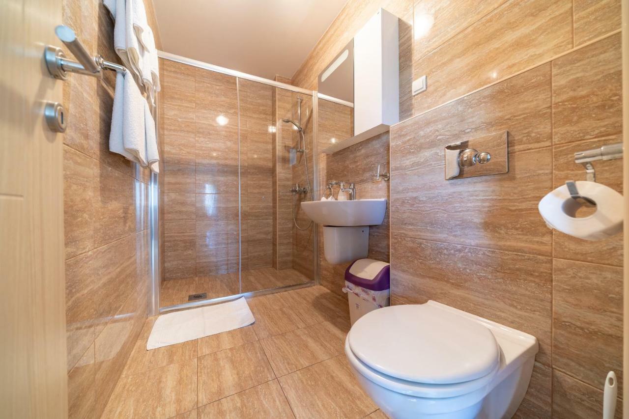 Apartments Crystall Budva Eksteriør billede